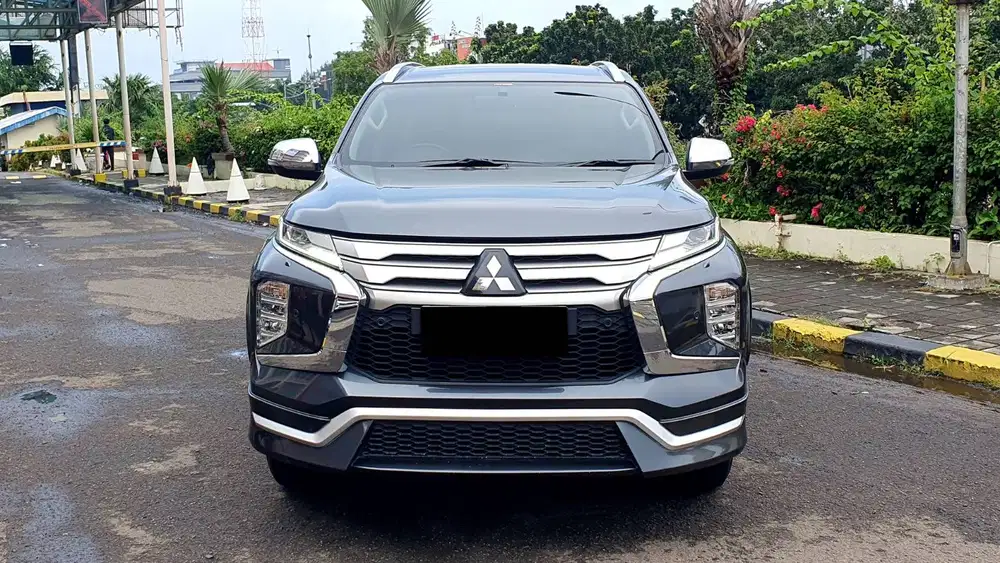 Mitsubishi Pajero Dakar Ultimate 4x2 AT Abu Bodykit NIK 2022 KM56rb