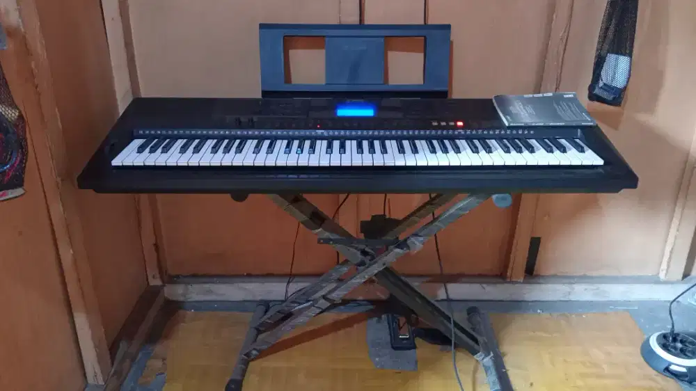 Jual Keyboard Yamaha PSR EW400