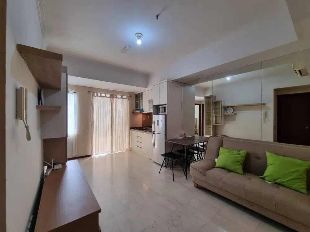 Disewakan apartemen royal type 2 bed room furnished