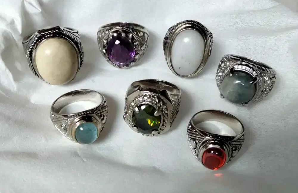 Ragam batu²an akik dan mulia