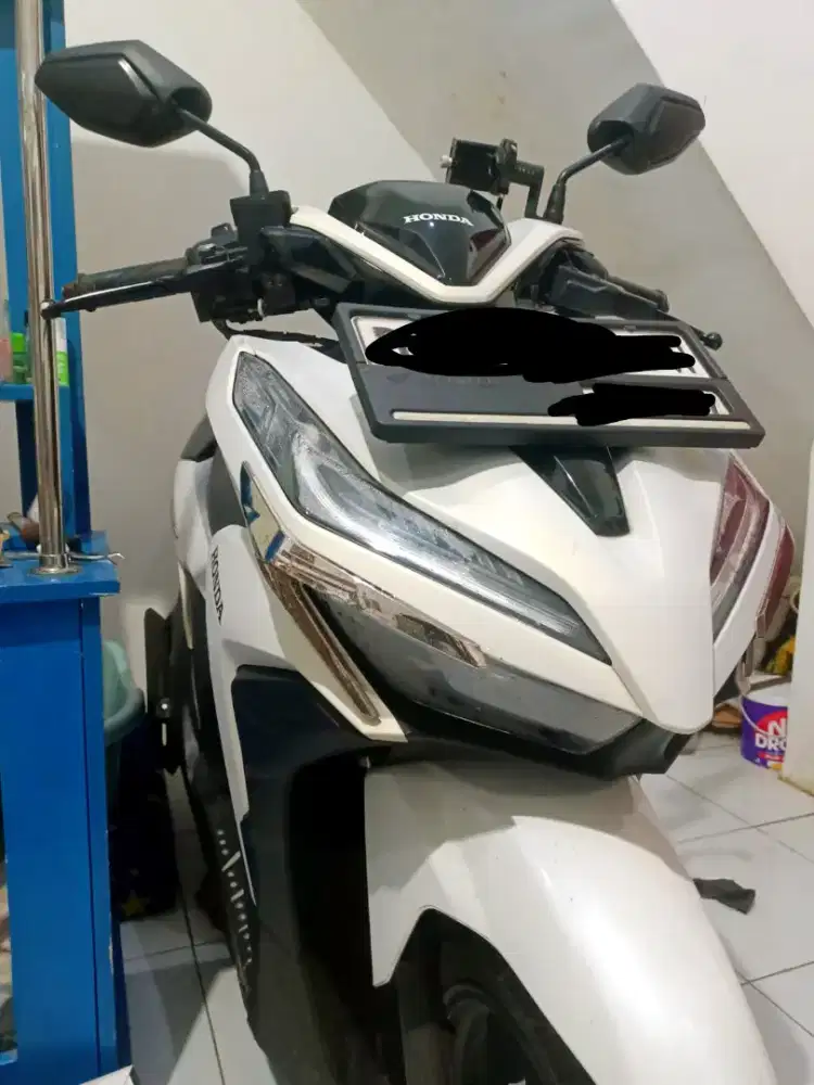 Honda Vario 125 New Cbs Iss
