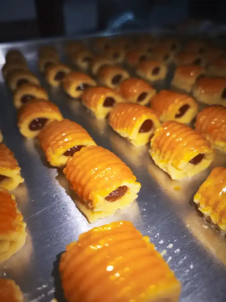 Produksi kue keringg home industry