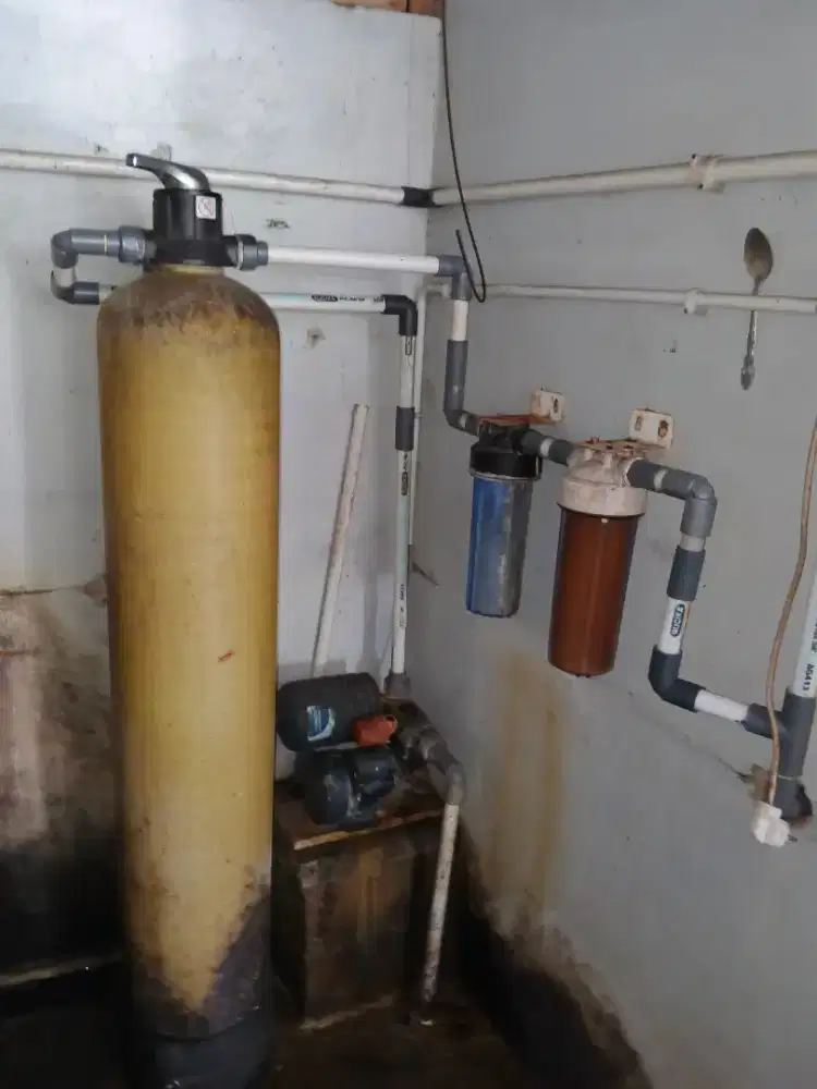 Tabung penyaring air