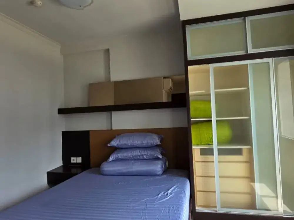 Disewakan Apartemen Royal Medit 2 Bedrooms Best View Fireworks Central Park Mall di Tanjung Duren Jakarta Barat