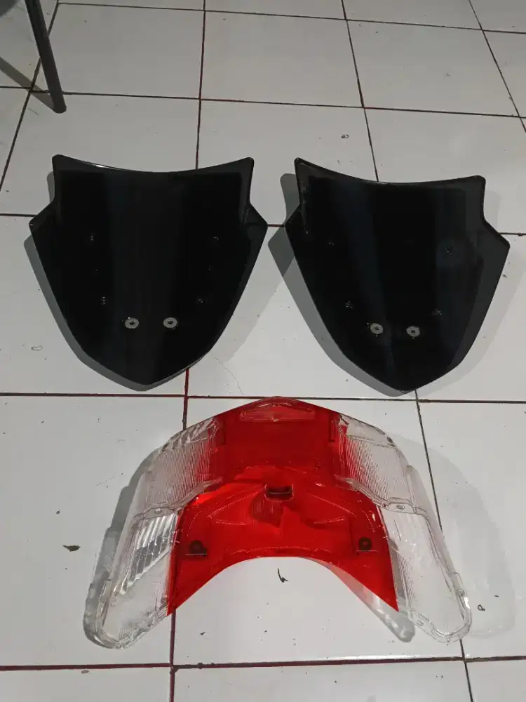VISOR & MIKA STOPLAMP ORI NMAX OLD 2DP