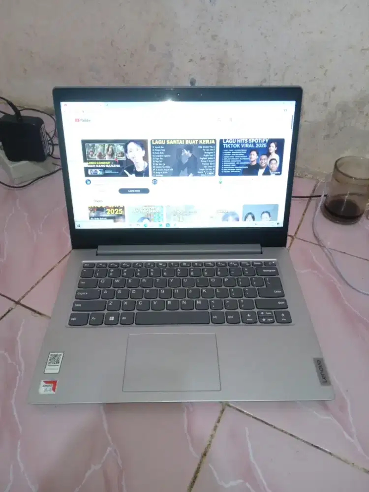 Laptop lenovo slim ssd 256gb