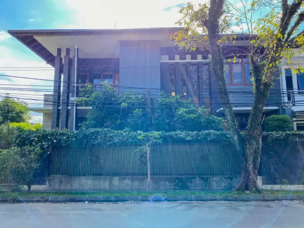 Dijual Rumah Mewah Murah di Turangga Buahbatu dekat Trans Studio Mall Bandung