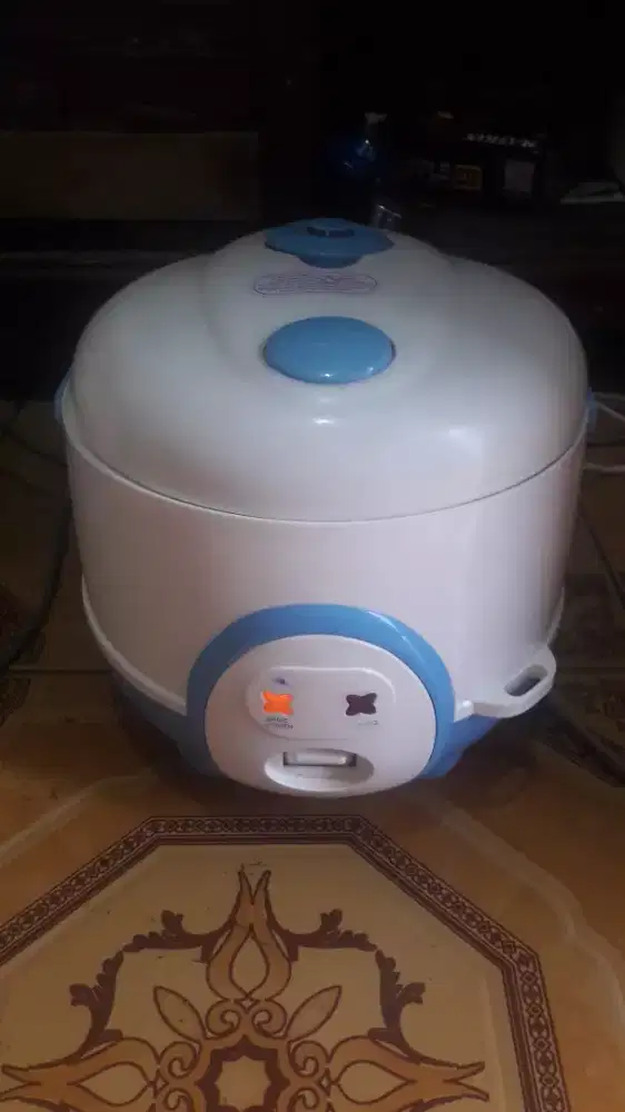 Jual aja.magic com merk Miyako ukuran 0.6L.Pemakaian aja