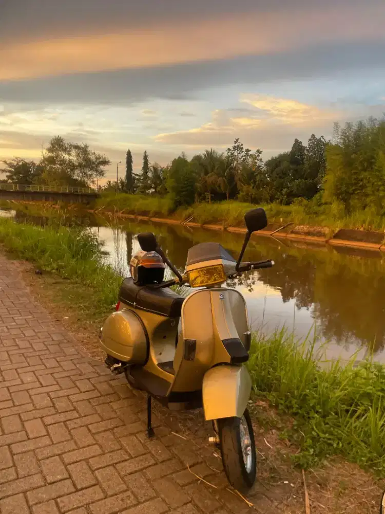 Vespa Excel tahun 1995