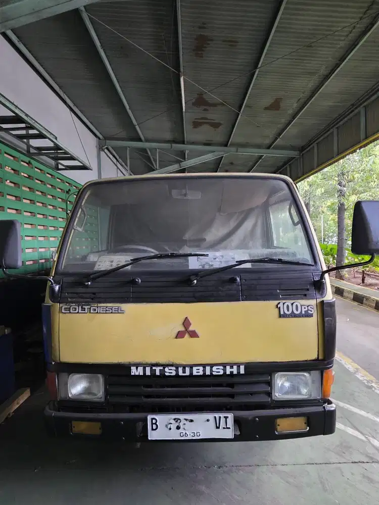 dijual Mitsubishi enkel Fe 304 tahun 2005