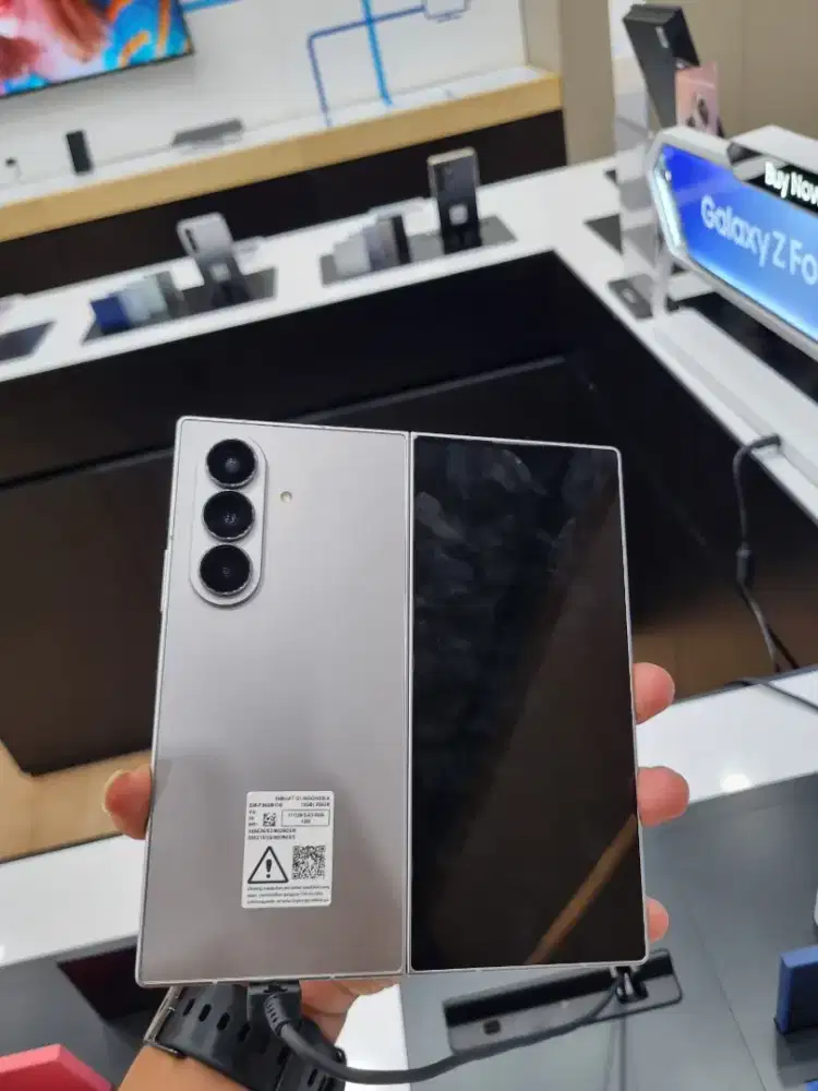 Saamsung Galaxy Z Fold7 12/256GB(SEIN)