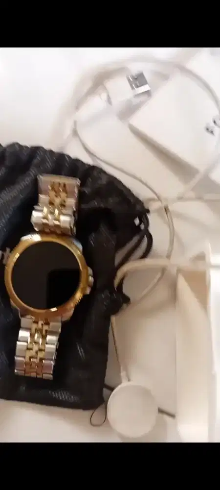 Fossil watch gen 5 digital gold and silver