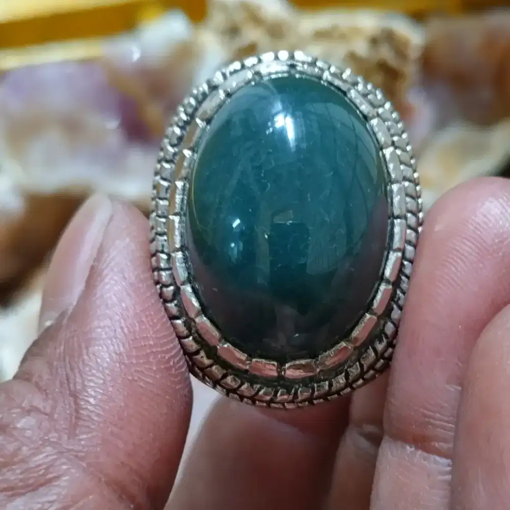 Cincin giok nabire papua