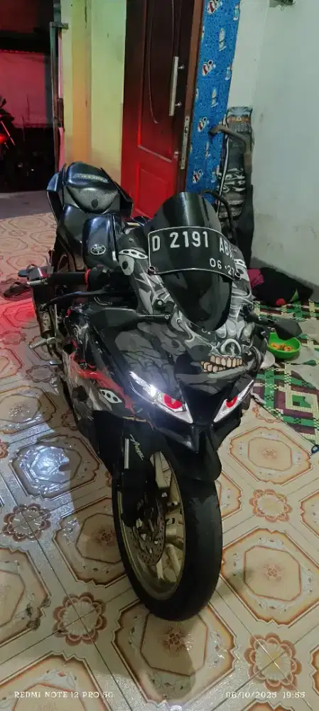 Yamaha R15 V3 tahun 2017