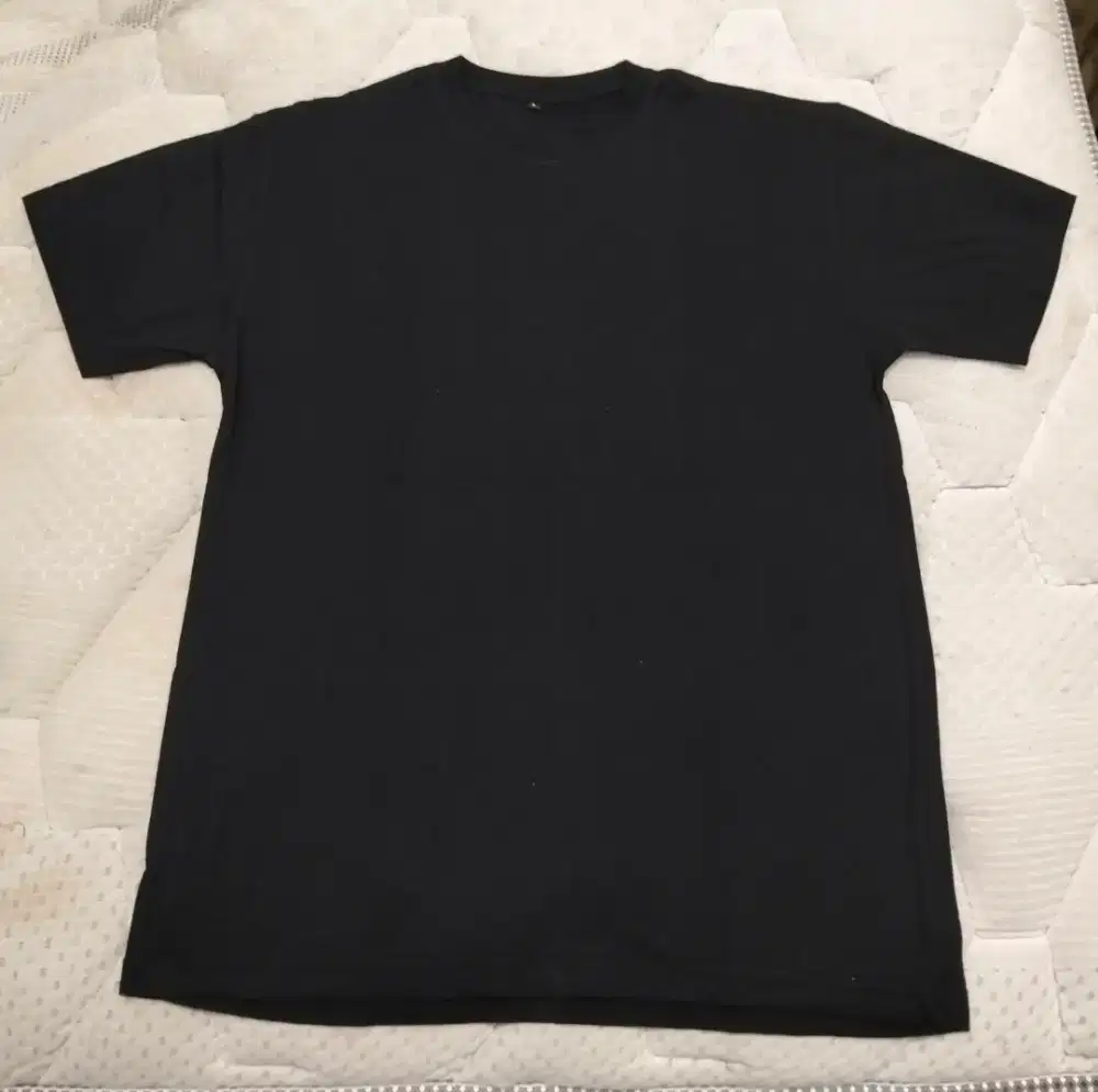 KAOS PRIA DEWASA SECOND