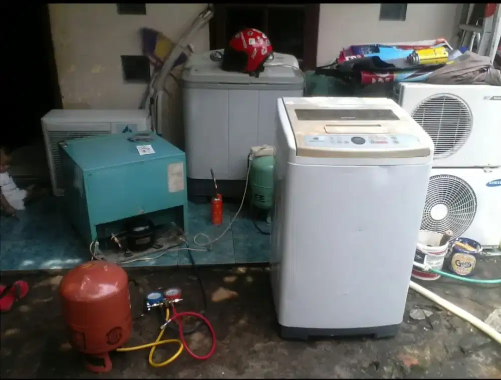 Service, kulkas dan mesin cuci Servis panggilan Ahli