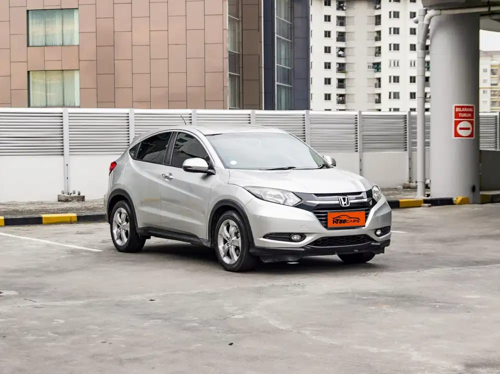 DP MURAH! HONDA HRV E 1.5 MATIC SILVER 2015
