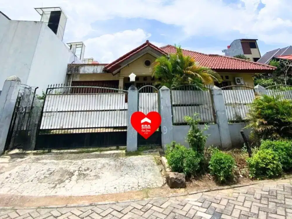 Rumah Bagus di Jl Pajak Cipadu Larangan Tangerang