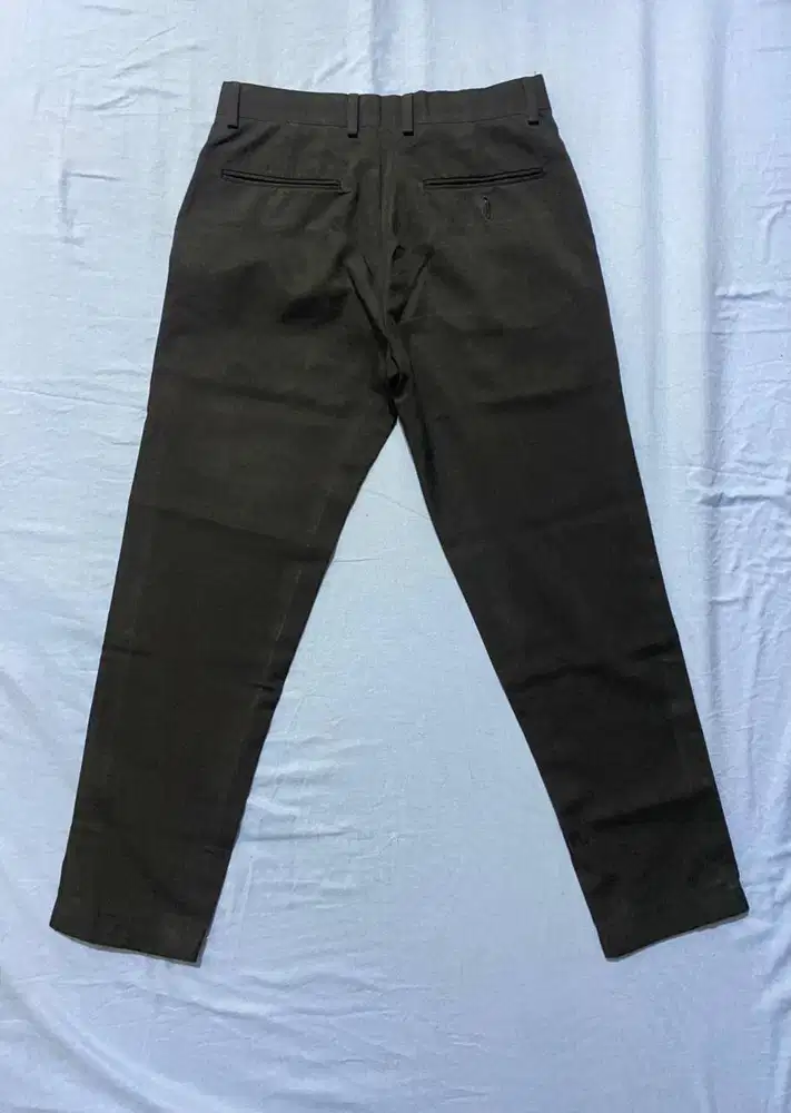 Celana bahan slim fit ALISAN