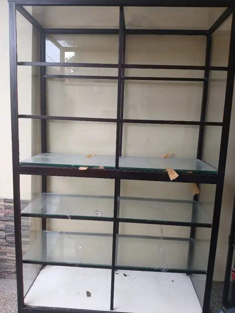 DIJUAL MURAH ETALASE BEKAS 6 SUSUN