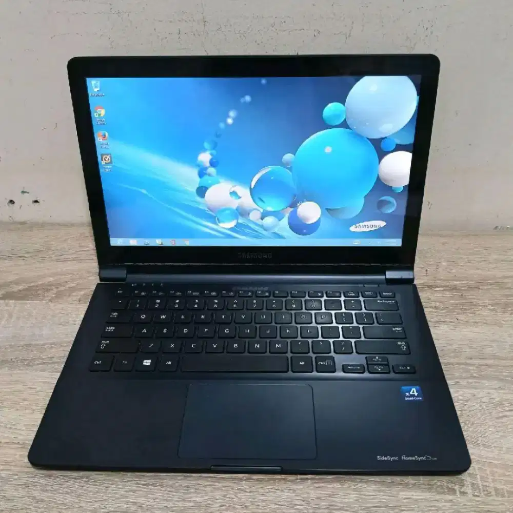 Laptop Samsung Electronics 905S3G Quad-core RAM 4/128 SSD