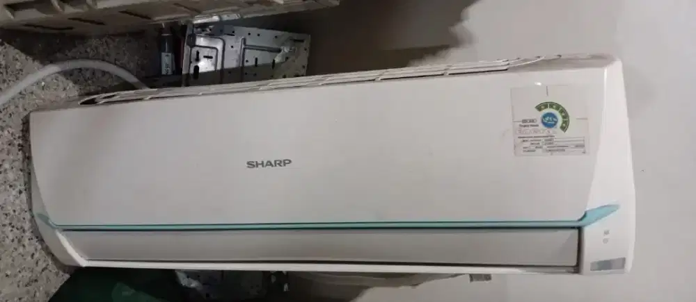 AC BEKAS SHARP AH-A5SAY MURAH 1/2  PK MASIH BAGUS