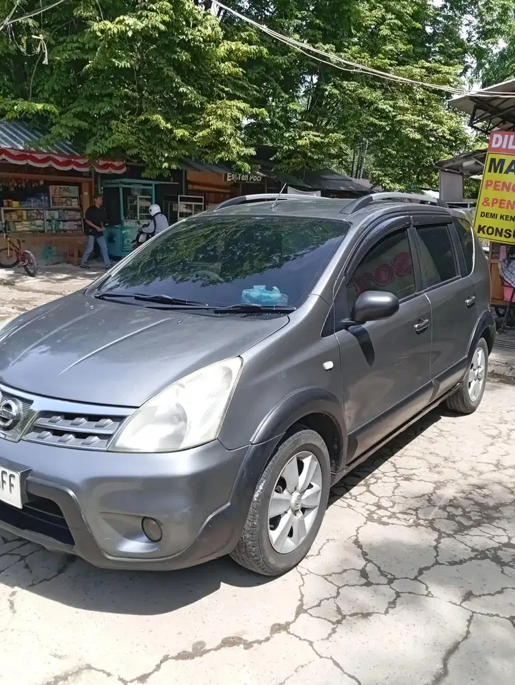 Nissan Grand livina 2009 Bensin