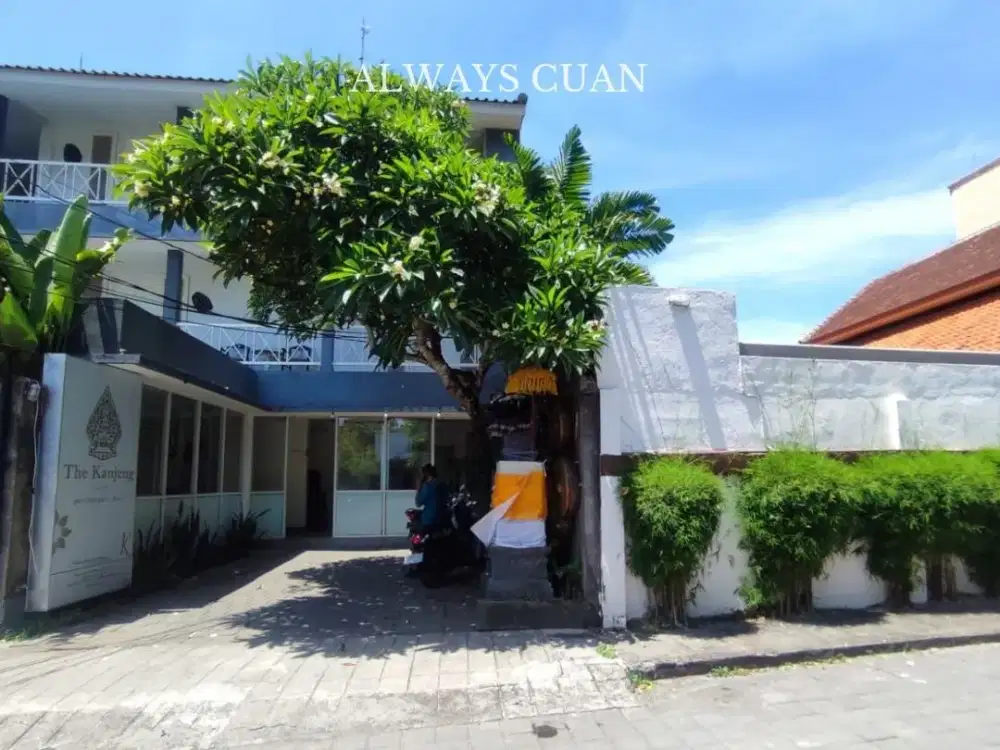 hotel 3 lantai dengan 11 kamar dijual beserta resto