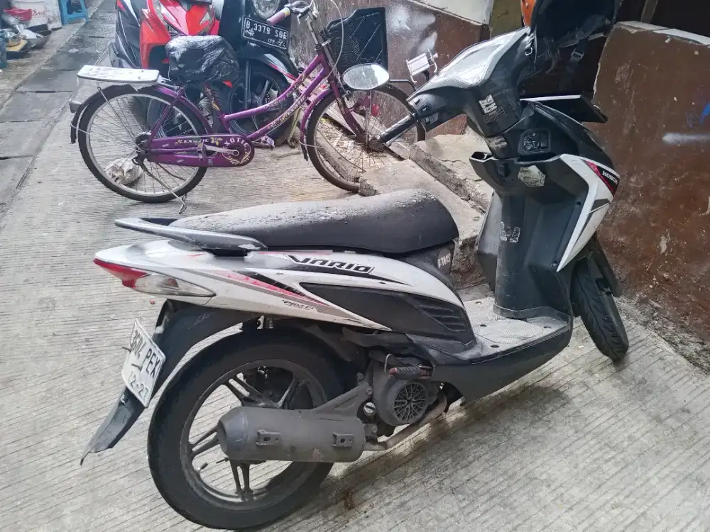 Jual cepat Vario 2017 Kelengkapan STNK ( BPKB Di Pegadaian )