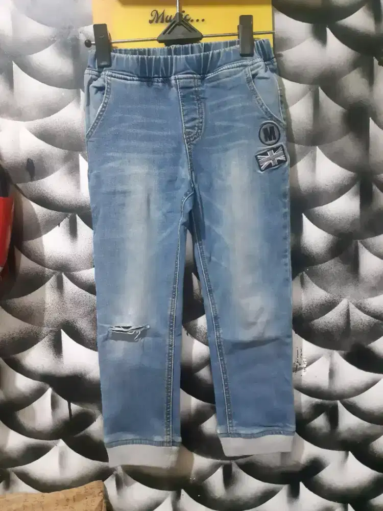 Michiko london joger jeans riped fading anak preloved tjap karoeng