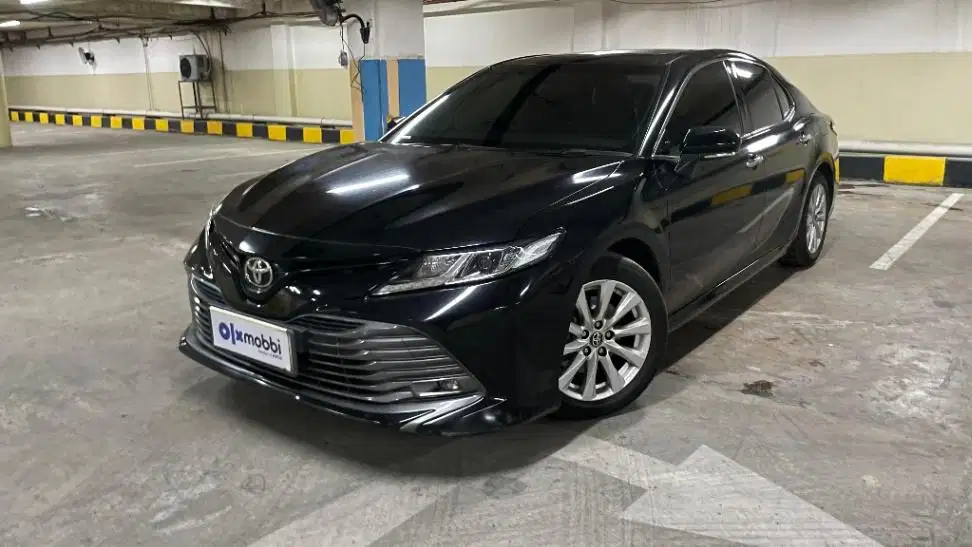 Pajak Panjang Toyota Camry  2.5 V Bensin-AT 2019 Silver