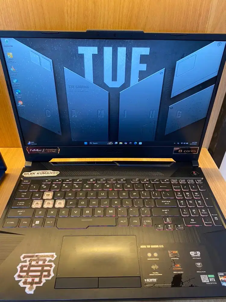 Asus tuf gaming A15 amd ryzen 7 ram 8/512 gb ssd