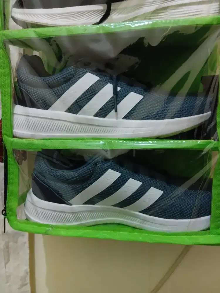 Jual sepatu Adidas