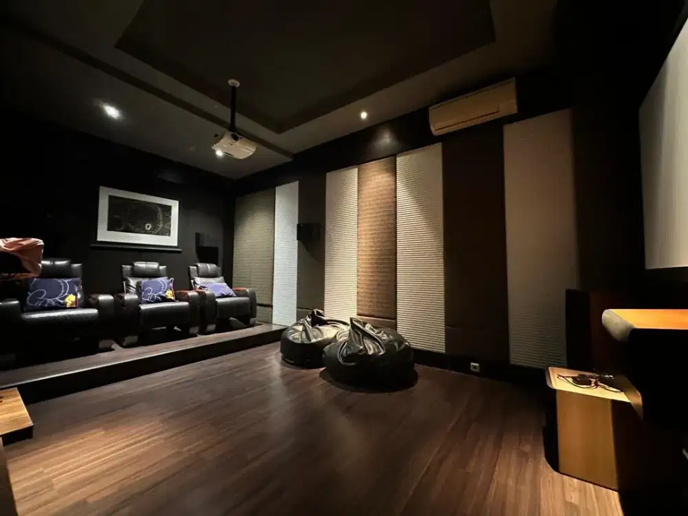 Disewakan Rumaha mewah Full Furnish (BB) lokasi di Wisata Bukit Mas 1