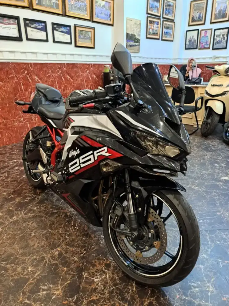 WA MBA IMA FOR SALE ZX 25R 2021 KM RENDAH , MOTOR MULUS RAWATAN
