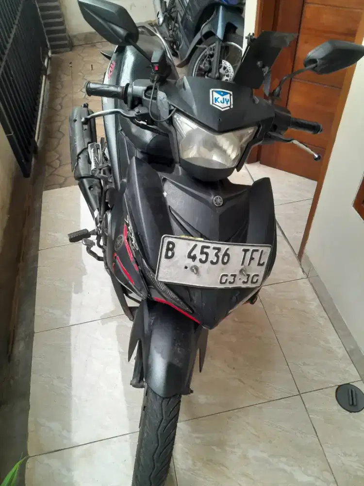 Di jual motor bekas seperti baru