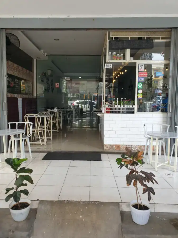 Ruko bagus dijual di Sentra Niaga 1 Harapan Indah Bekasi