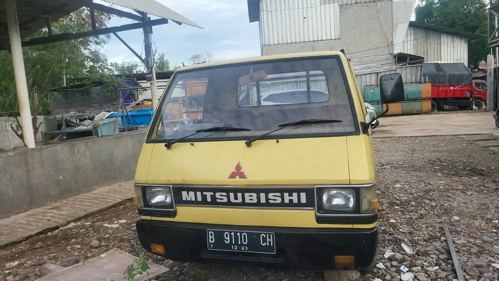 Mitsubishi L300 1983 Bensin