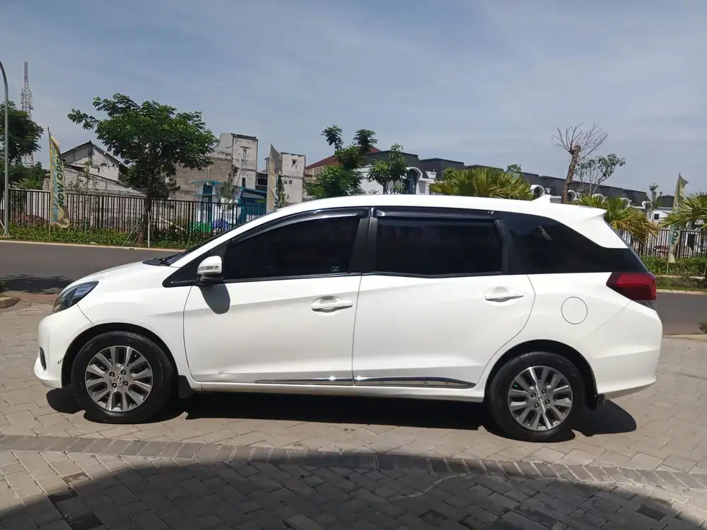 Honda Mobilio 2014 Bensin