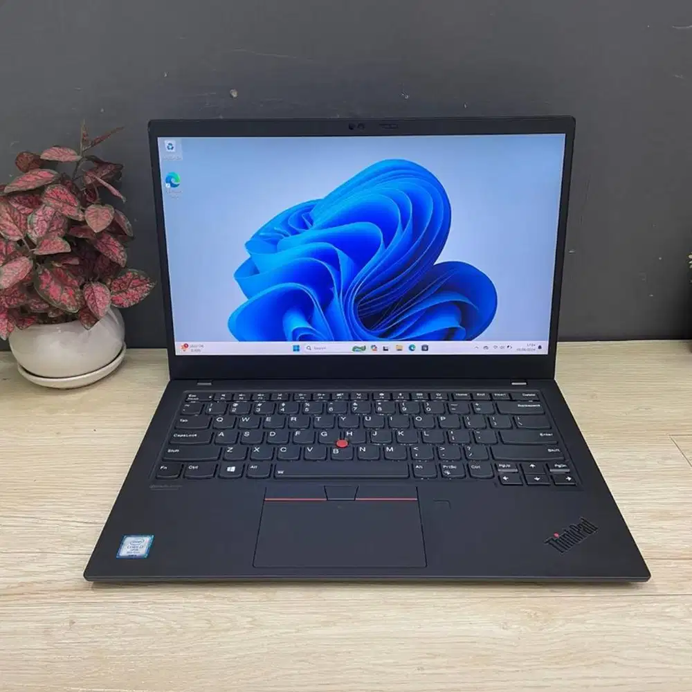 LAPTOP LENOVO THINKPAD X1 CARBON INTEL CORE i7 GEN 8 7TH DL-ETM