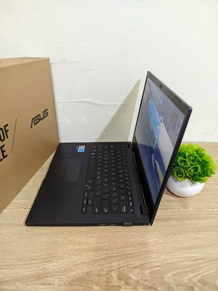 LAPTOP ASUS EXPERTBOOK P245FA INTEL CORE i3 GEN 10 RAM 4/256GB MURAH