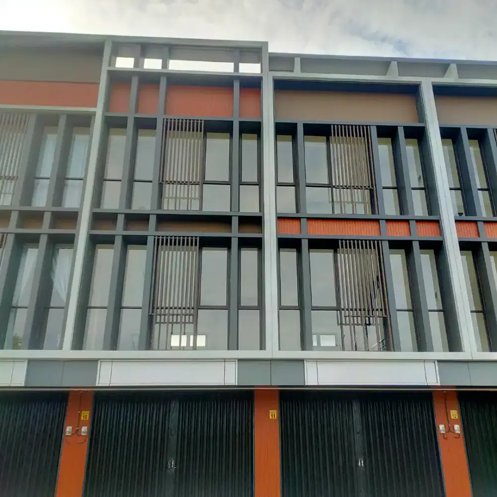 DI SEWAKAN RUKO PANAMA 3 LANTAI 3 TAHUN