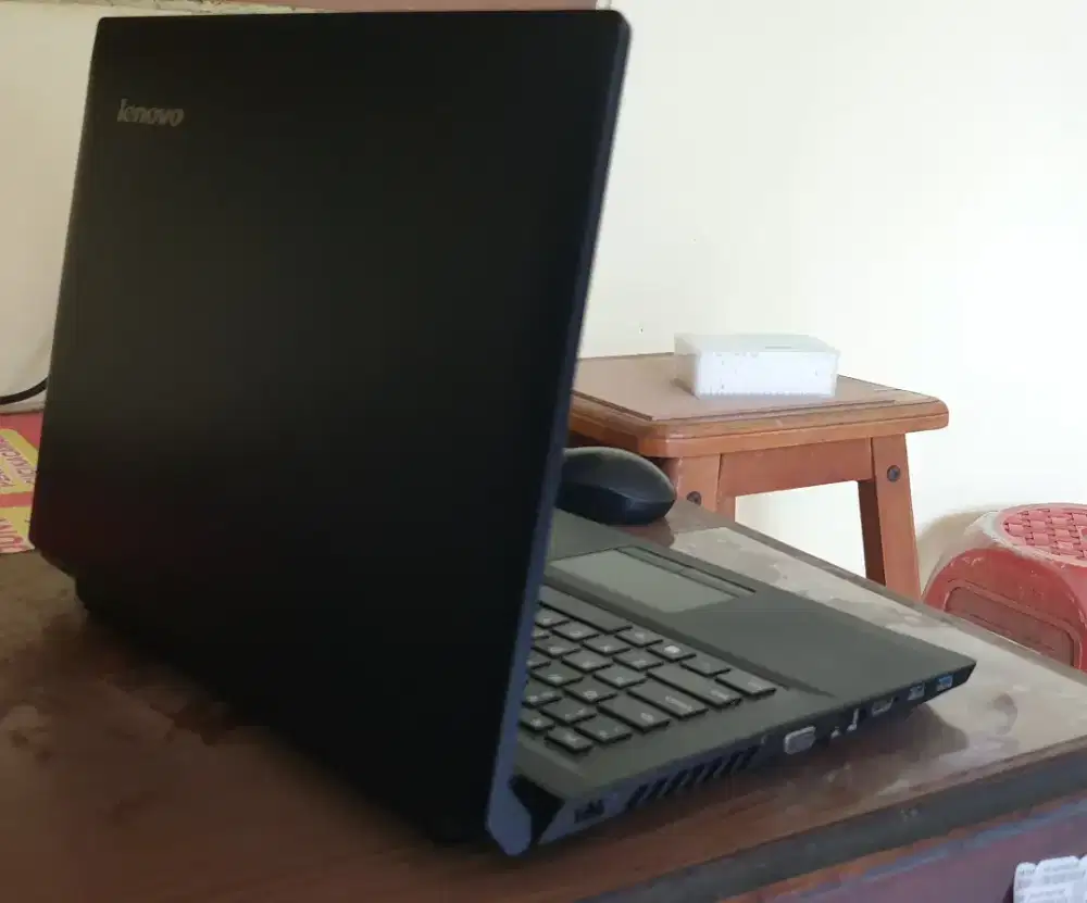 Laptop Spek Game Ram 8gb Radeon R5 2GB Harga Nett 1.4 No Nego