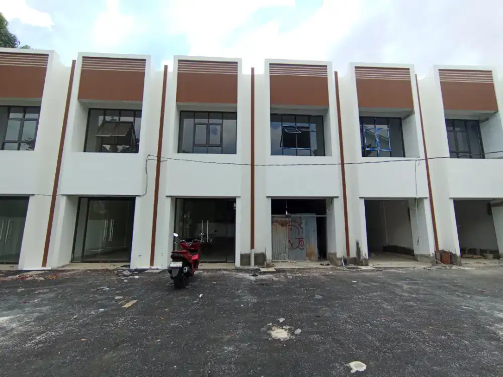 Ruko 2 Lantai — Lokasi Strategis, Harga Terjangkau!