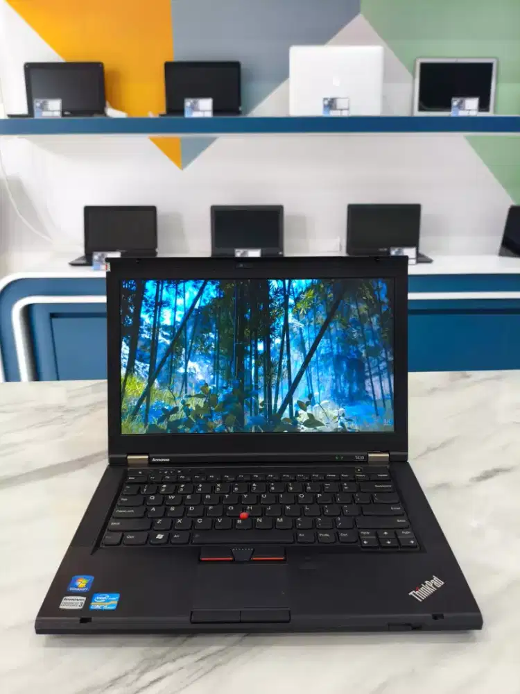 [L32]Laptop Lenovo Editing | 16GB |256GB | 14inch | Garansi Cod