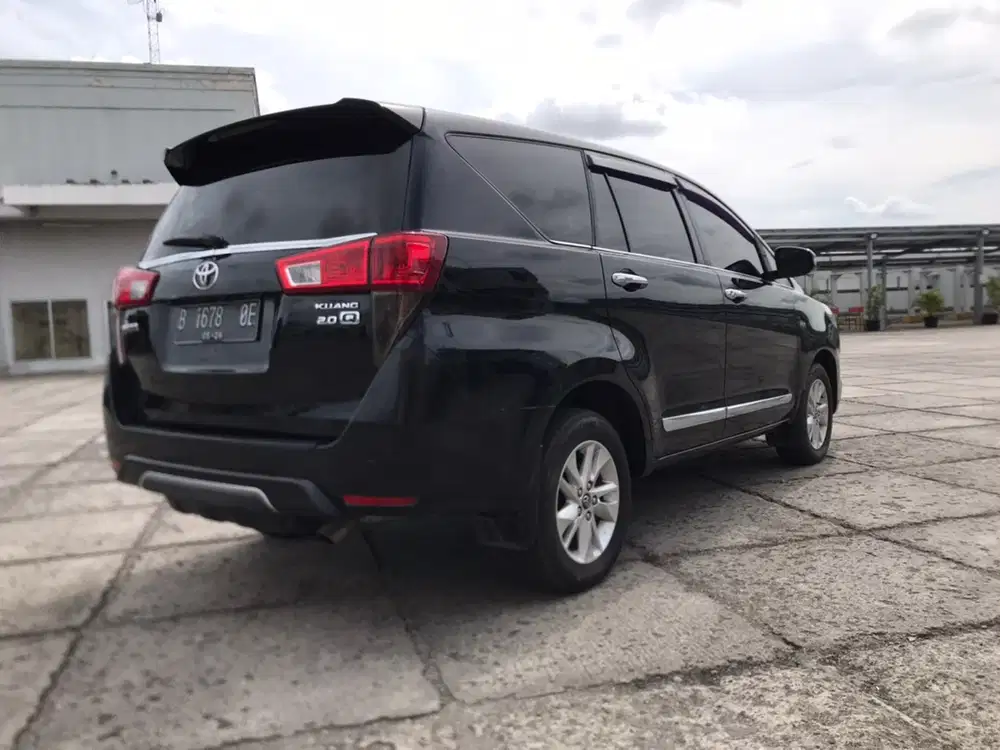 Toyota Kijang Innova 2016 Bensin