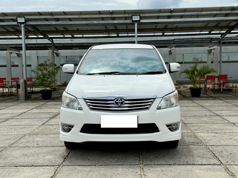 TOYOTA KIJANG INNOVA INOVA V LUX AT 2012 Bensin