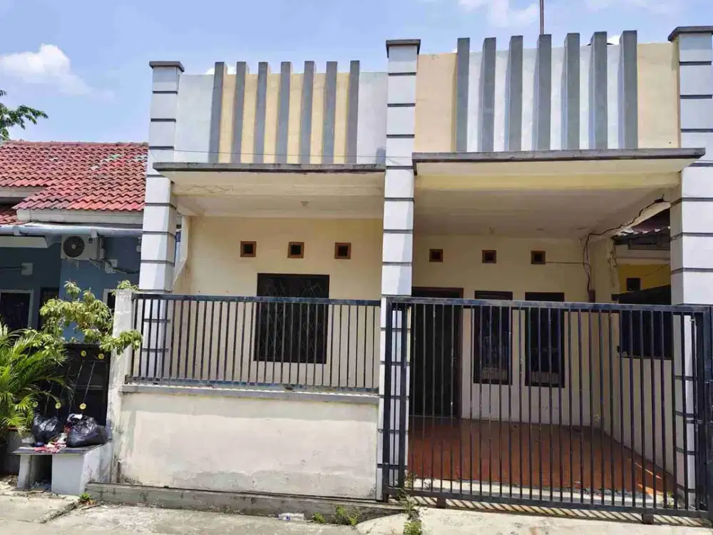 Dijual Rumah baru Renovasi Siap Huni di Bulevar Hijau, Harapan Indah, Bekasi