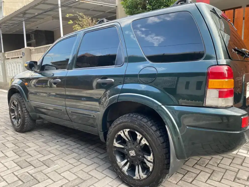 Ford Escape 2006 XLT Original istimewa jarang ada