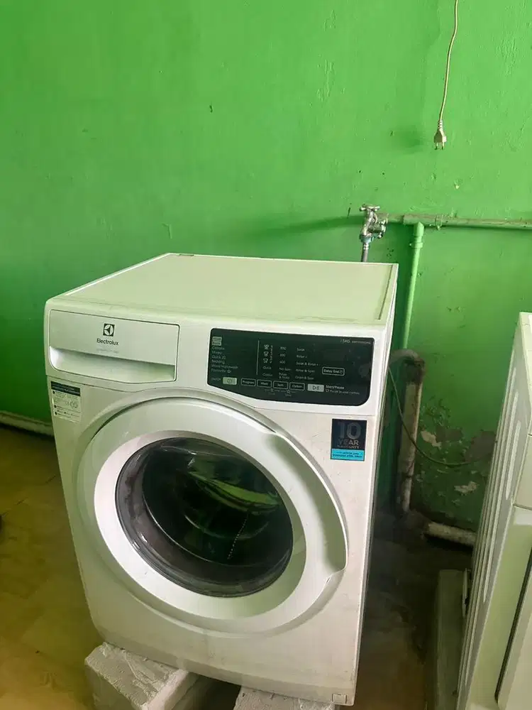 Satu set usaha laundry second murah